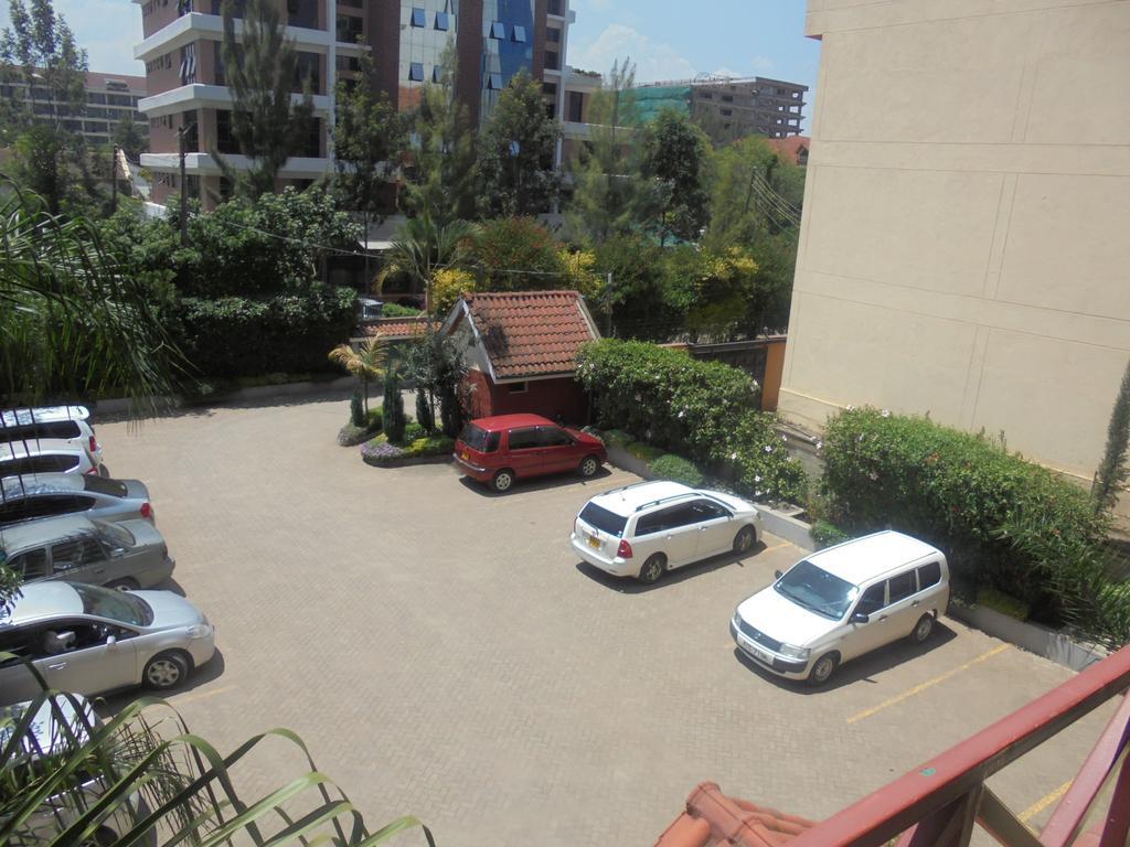 Leon Villas Guest House Найроби Экстерьер фото